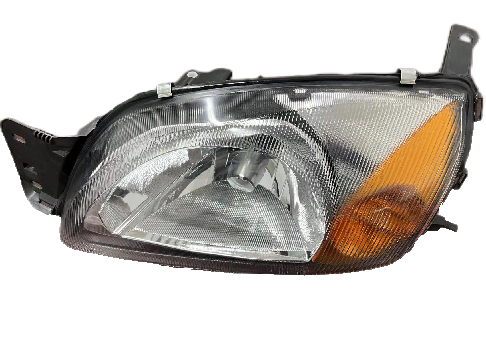 MG-10-001-B FIESTA 2002 HEAD LAMP YELLOW