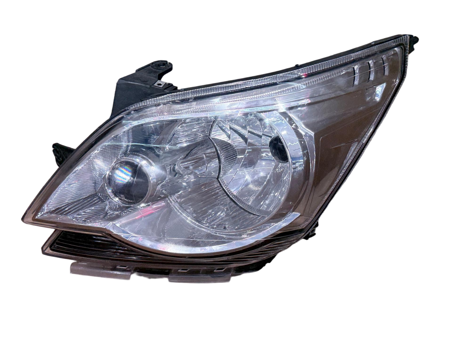 MG-30-063 COBALT  2013 HEAD LAMP CHROMED